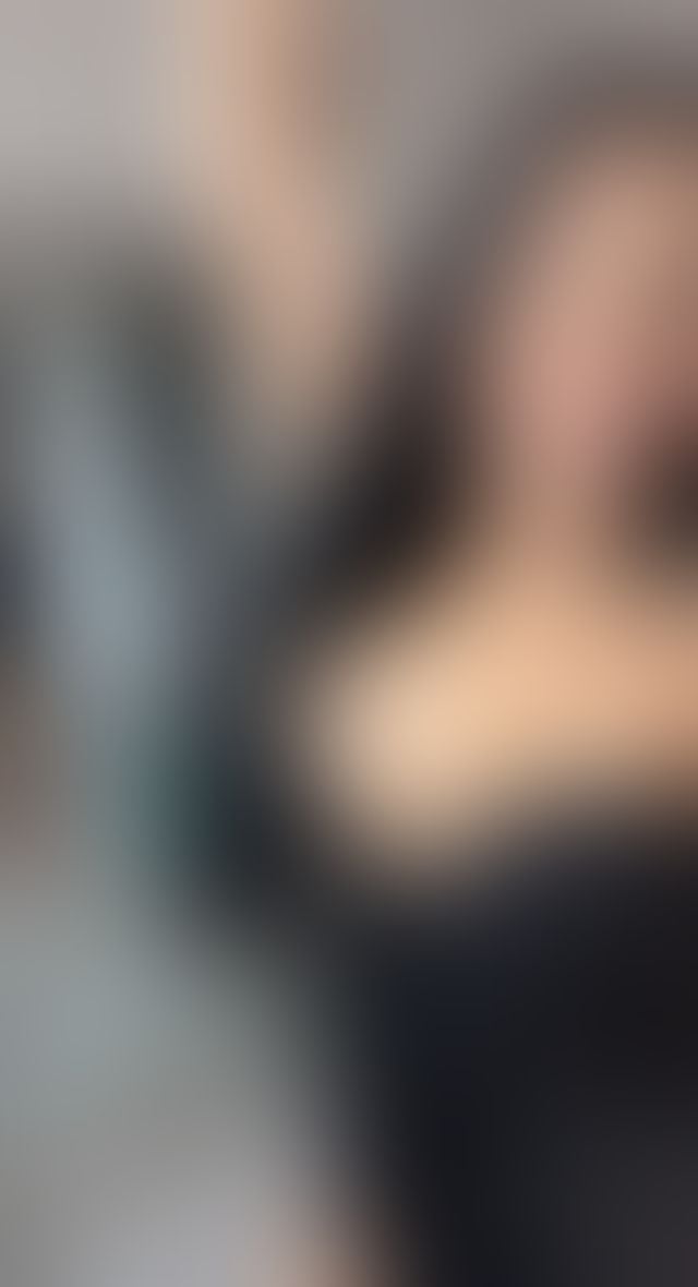 MIA KHAN LEEDS IN CALLS 07395641919
