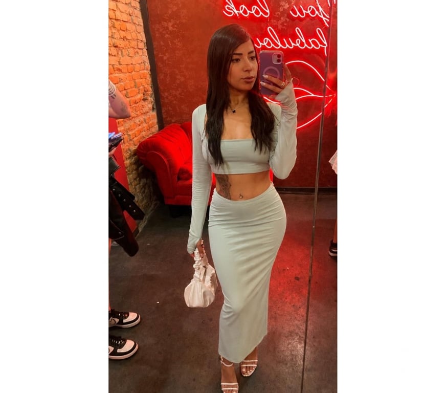 Lola real girl GFE., Brazil party