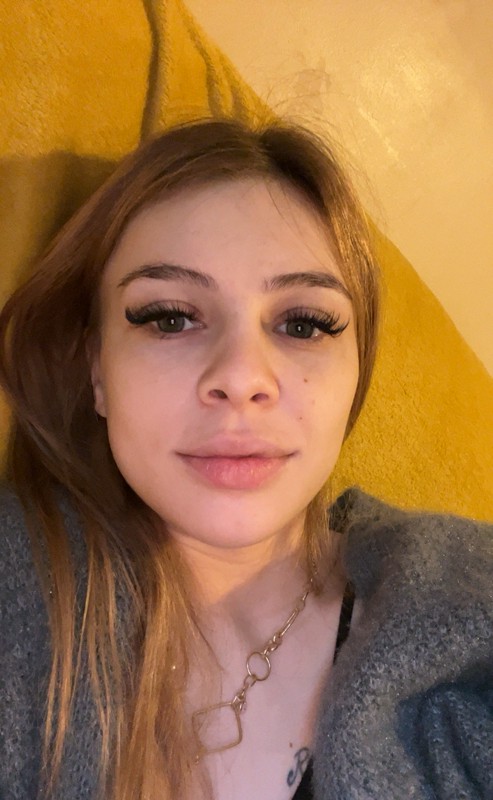 Anita 😍new here🥳 💋♥️