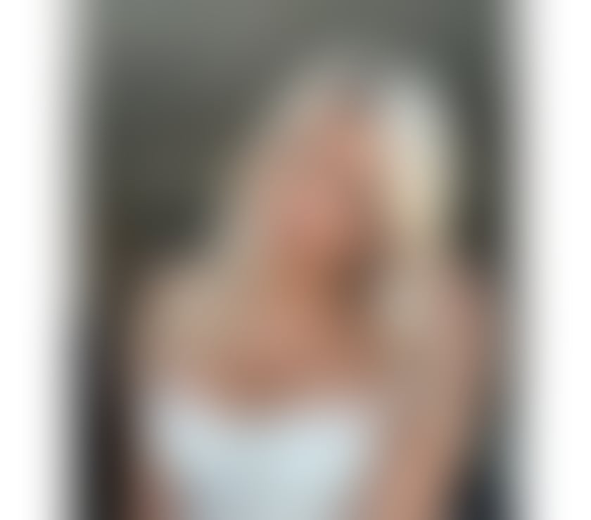 🖤ELLA✨ Your Ultimate Escape with a Blonde Beauty ✨