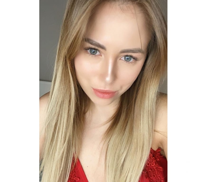 🫦HOT Party Girl ❤️❤️🥳